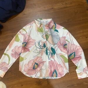 Floral SHEIN blouse. Size large.